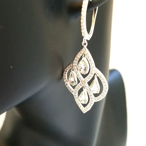 Woman's Fashion Pierced Earrings - Picture 2 of 4